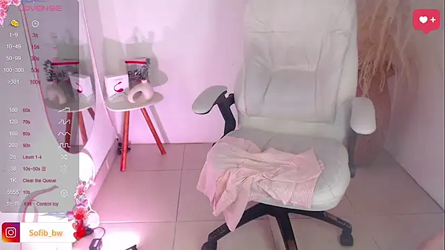 Sofi_BBW's Live XXX Chat