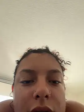 allybluee777's Live XXX Chat