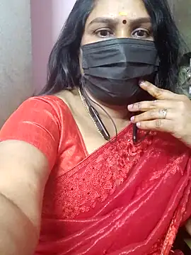 Tamil_Azhaghi25 Adlı Modelin Canlı XXX Sohbeti