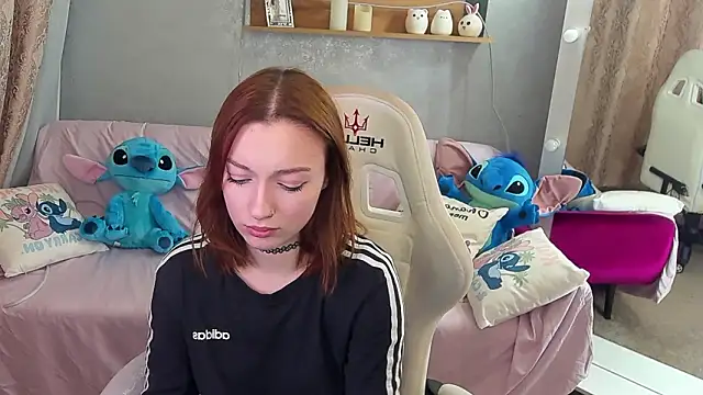 FoxyMayy's Webcam Show