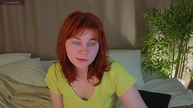 Rene_Shine's Live XXX Chat