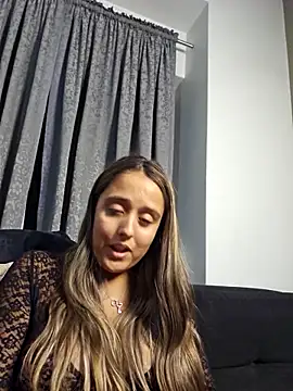 Czat XXX na żywo – daddys_only_girl