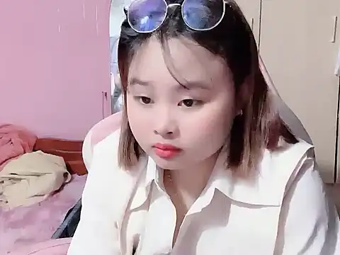 XXX chat uživo modela Lina8386