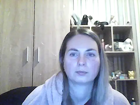 VikiLove765 Live XXX-chat