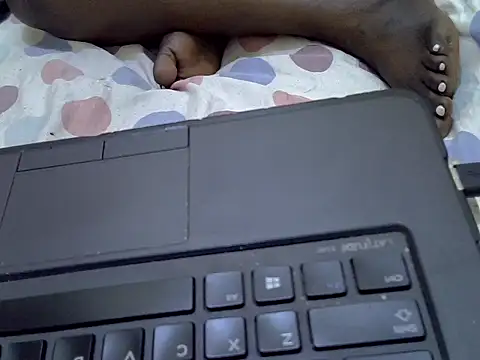 creamyhairy_puss' Webcam Show