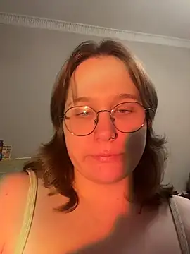 jullythefatty Webcam Show