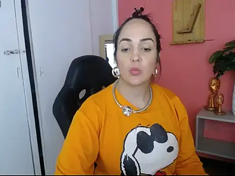 Chat XXX en directo de sharon_collin2