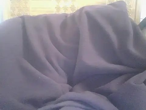 XXX chat uživo modela asianhotboy