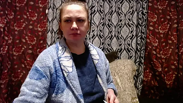 EmilyDoth 即時 XXX 聊天