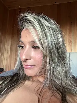 Czat XXX na żywo – AliceStone19