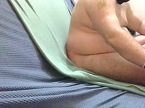 Show modela AnONiMo-900 na web-kameri