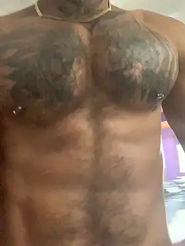 Salomon_koude's Live XXX Chat