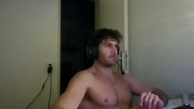 alpha-hunk's Live XXX Chat