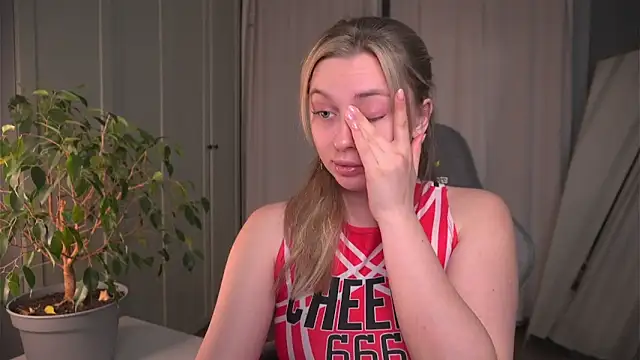 christie_luv's Live XXX Chat