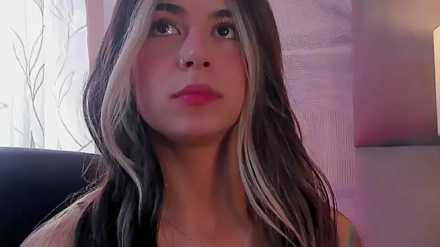 AliceStevens_ Live XXX-chat