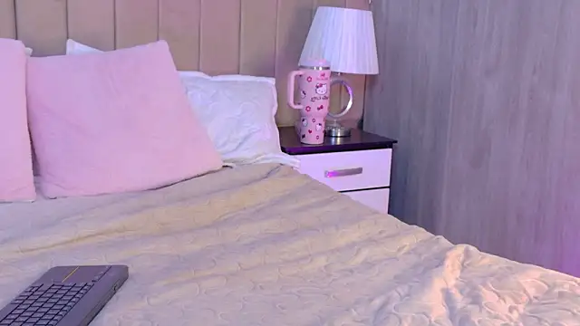 bunny_nicolle Webcam show