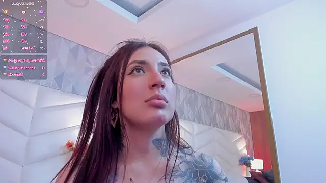 Nina_Ford_'s Live XXX Chat