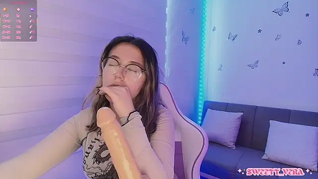 sweettvera's Live XXX Chat
