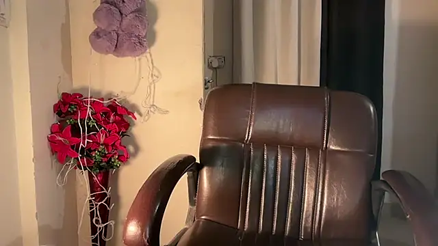 Shilpa_7のライブXXXチャット