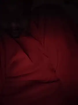 XXX chat uživo modela IMBADBOY4U