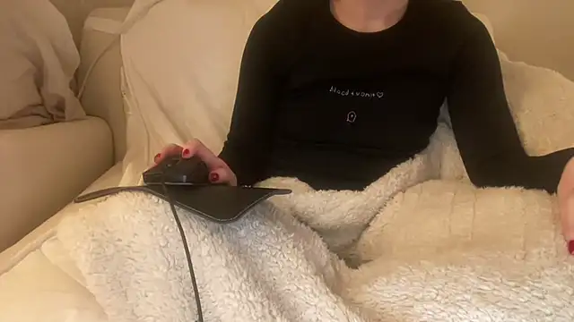 18yoteenvirgin Webcam Show