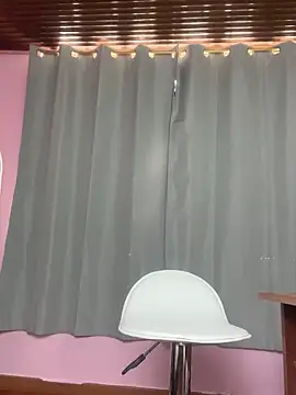 _zoe_bakerr 即時 XXX 聊天