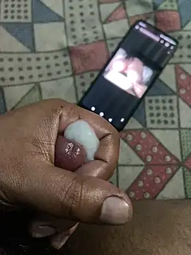 MastiRajaa's Live XXX Chat