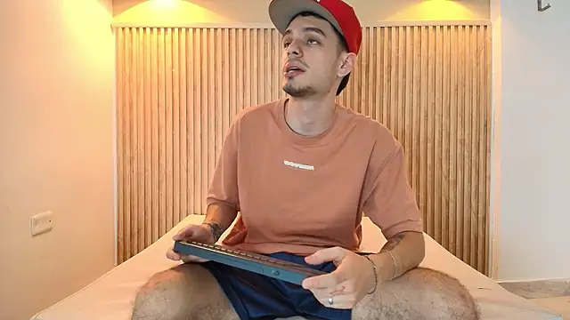 IM_BULL's Live XXX Chat