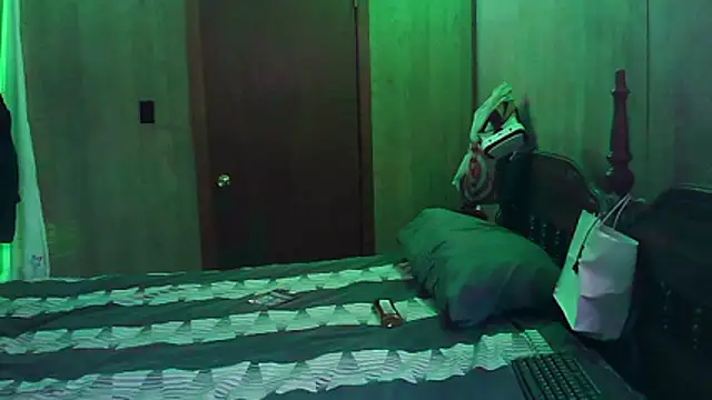 Вебкам-шоу 2damnfreaky