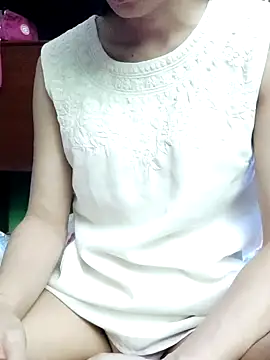 QueenSoreal's Live XXX Chat