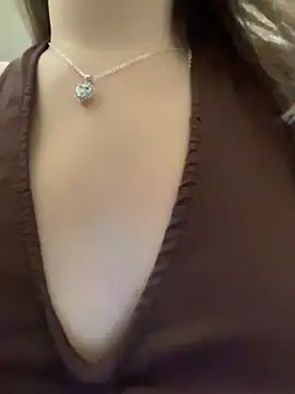 XXX chat uživo modela TheCinderella