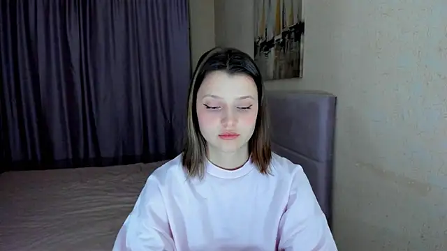 SoniNesti's Live XXX Chat