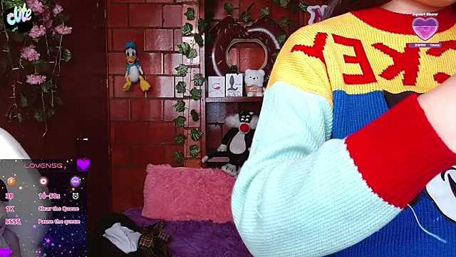 MidoriQuiinn Webcam show