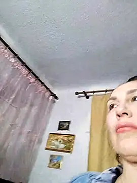 lindaledi2's Live XXX Chat