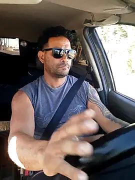 hecwil8's Live XXX Chat