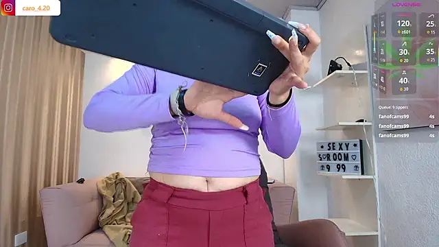 CaroFisher's Live XXX Chat