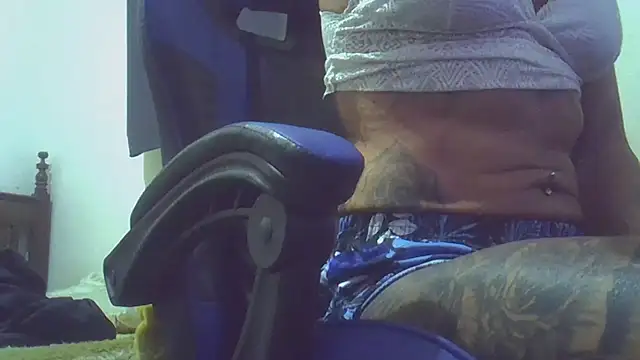 Cris_Exotica 即時 XXX 聊天