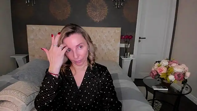 AllisonWilliams' Live XXX Chat