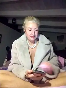 divinaerotica's Live XXX Chat