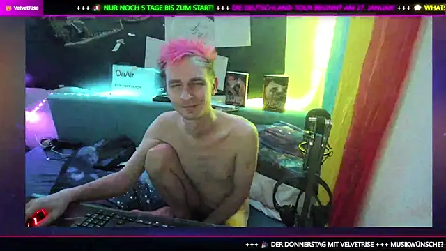VelvetRise webcam show