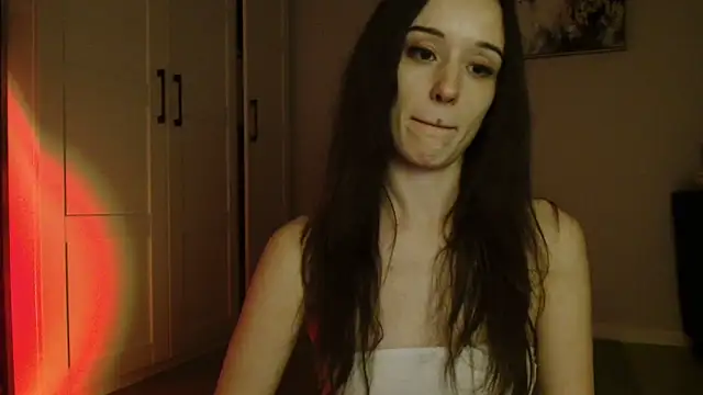 Tinybutt5368 Webcam show