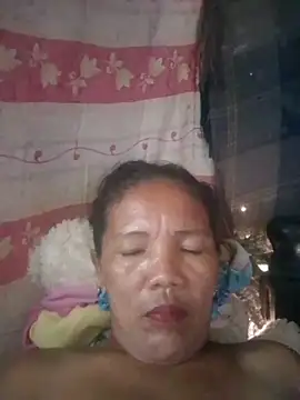 sara_milf777 webcam show