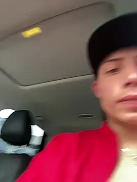 santiObrero: онлайн-секс-чат