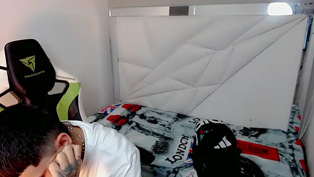 Онлайн чат XXX Black_diamondd_