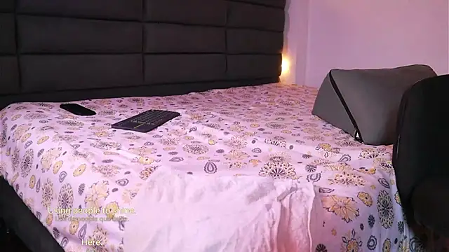 kathieandpovcock1 élő XXX-chatje