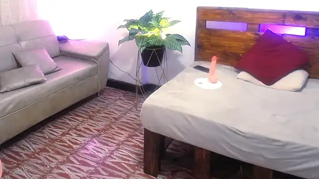 Yeseniaa25_ 即時 XXX 聊天