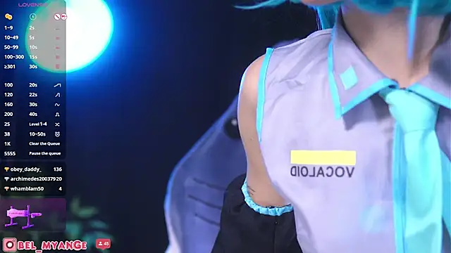 دردشة Bella-Franco الجنسية المباشرة