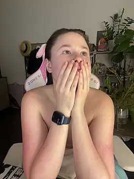 sweetest_pieのライブXXXチャット