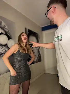 Онлайн чат XXX AnastasiaAniess