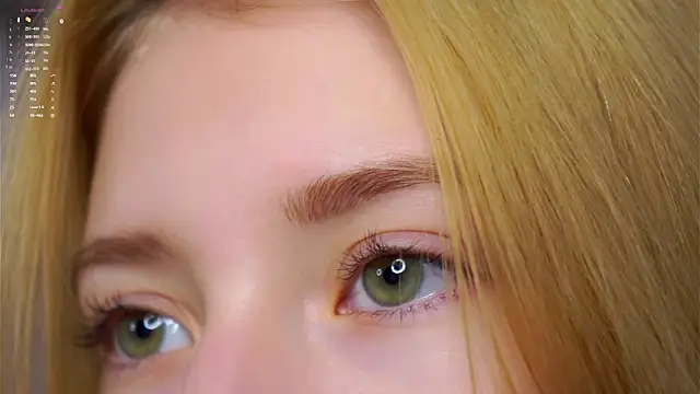 SunnivaCovil's Live XXX Chat